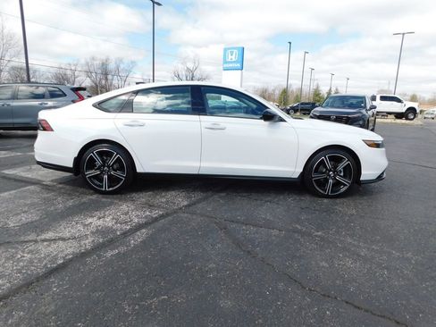 New 2026 Honda Accord SE image 2