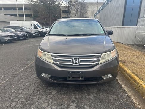 Used 2012 Honda Odyssey Touring Elite image 2