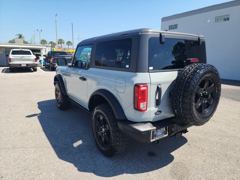 Used 2024 Ford Bronco Black Diamond image 3