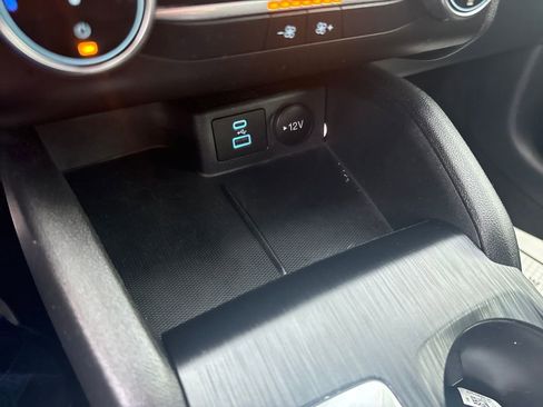 Used 2023 Ford Escape Active image 32