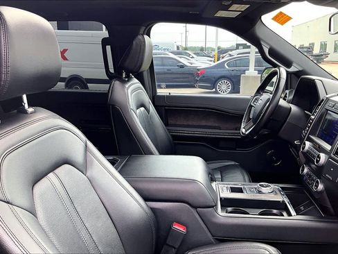Used 2021 Ford Expedition Limited RWD image 9