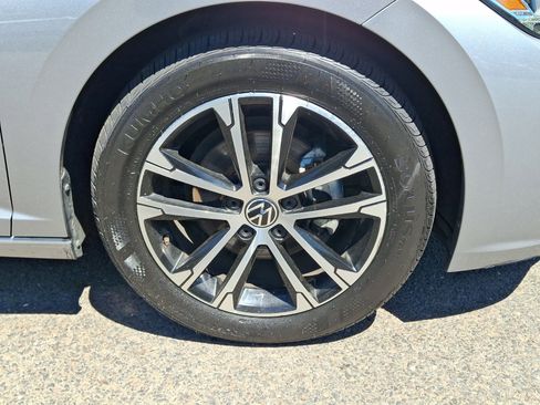 Certified 2022 Volkswagen Jetta Sport FWD image 8