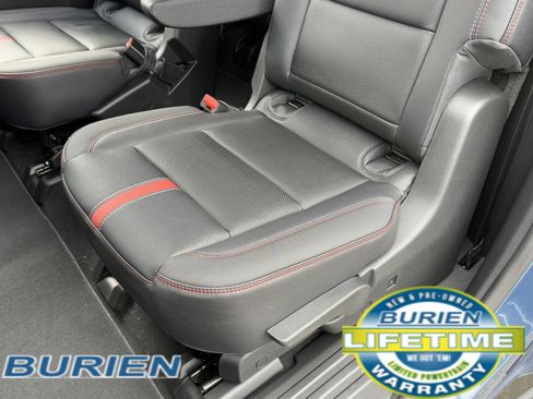 New 2026 Chevrolet Traverse RS image 30