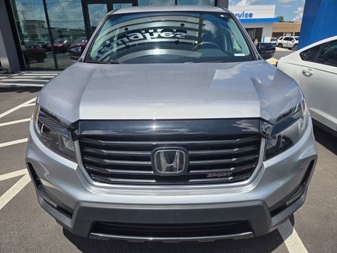 Used 2023 Honda Ridgeline Sport image 2