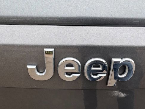 Used 2012 Jeep Patriot Latitude w/ Sun/Sound Group image 24