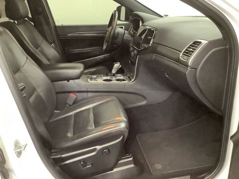 Used 2021 Jeep Grand Cherokee Limited AWD/4WD image 28