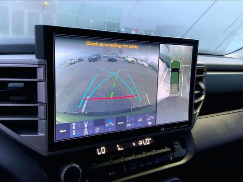 Used 2022 Toyota Tundra SR5 image 29