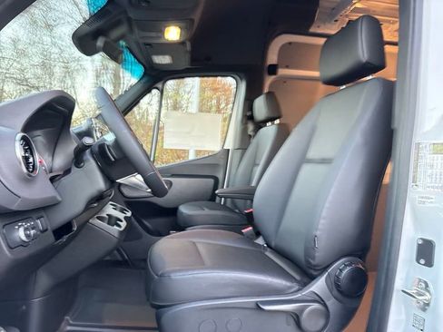 New 2025 Mercedes-Benz Sprinter 2500 image 21
