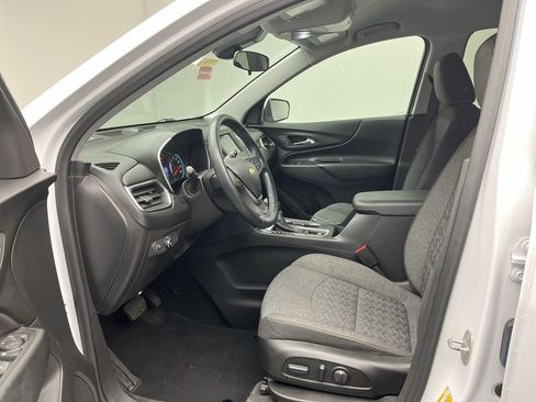 Certified 2023 Chevrolet Equinox LT image 3