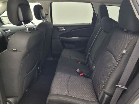 Used 2020 Dodge Journey SE w/ Blacktop Package image 18