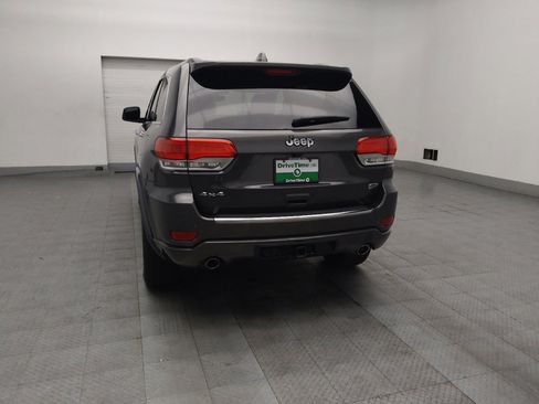 Used 2018 Jeep Grand Cherokee Overland AWD/4WD image 6
