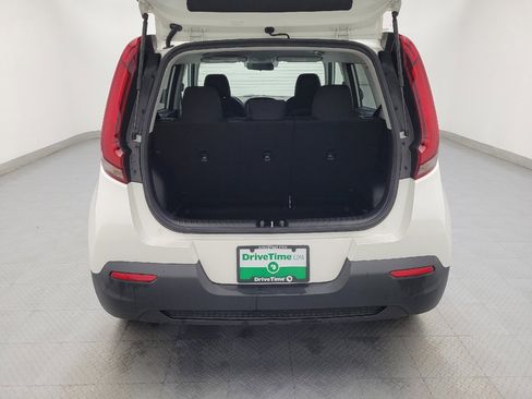 Used 2022 Kia Soul LX image 29