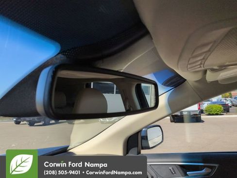 Used 2019 Ford Edge SEL w/ Equipment Group 201A AWD/4WD image 21