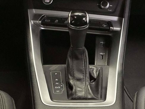 Used 2020 Audi Q3 2.0T Premium AWD/4WD image 21