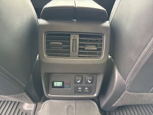 Used 2023 Nissan Rogue Platinum w/ Platinum Premium Package image 20