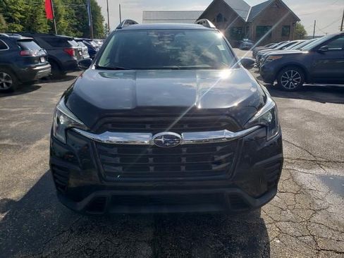 Used 2023 Subaru Ascent Premium w/ Convenience Package AWD/4WD image 2