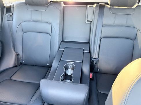 Used 2021 Land Rover Range Rover Westminster Edition image 9