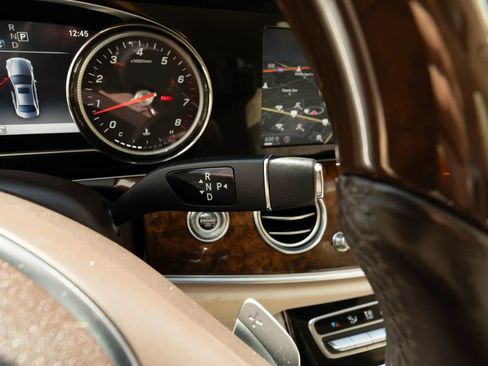 Used 2017 Mercedes-Benz E 300 image 49