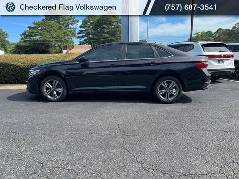 Used 2022 Volkswagen Jetta SE FWD image 4