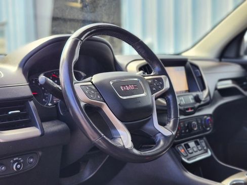 Used 2019 GMC Terrain Denali w/ Advanced Safety Package AWD/4WD image 17