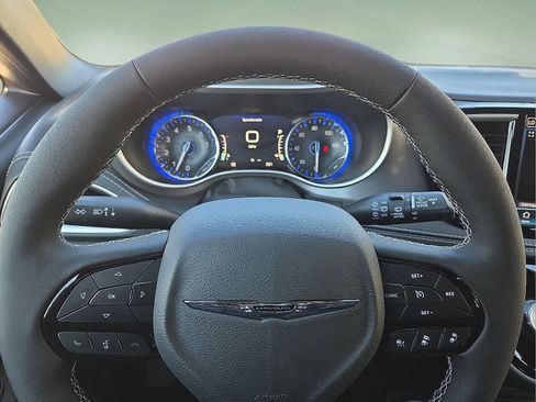 New 2026 Chrysler Pacifica Select w/ S Appearance Package image 24