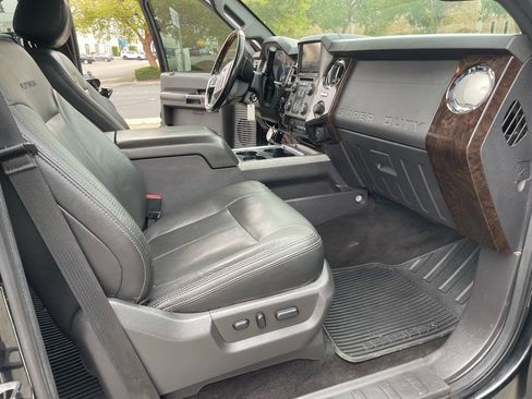 Used 2013 Ford F350 Platinum w/ FX4 Off Road Pkg image 15