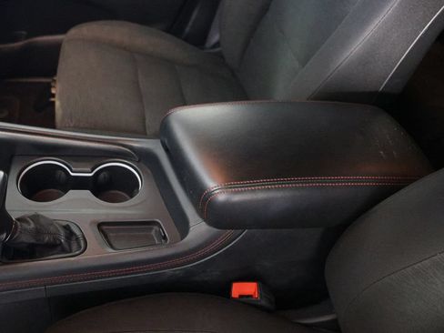 Used 2025 Dodge Durango GT RWD image 32