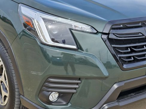 Used 2024 Subaru Forester Premium AWD/4WD image 8
