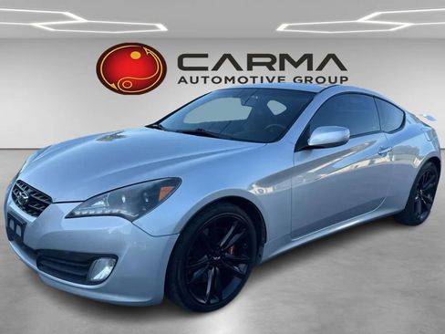 Used 2010 Hyundai Genesis 2.0T RWD image 1