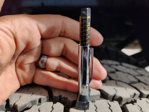 Used 2025 RAM 3500 Limited image 29