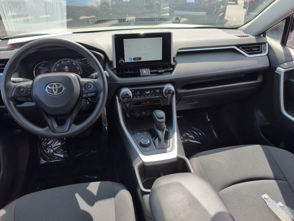 Certified 2025 Toyota RAV4 LE AWD/4WD image 13