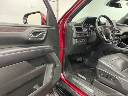 Used 2021 Chevrolet Tahoe LT w/ Rear Media and Nav Package AWD/4WD image 17