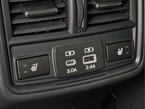 New 2026 Subaru Outback Limited AWD/4WD image 11