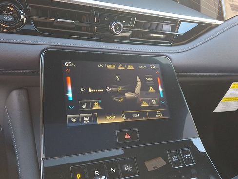 New 2026 INFINITI QX80 4WD image 13