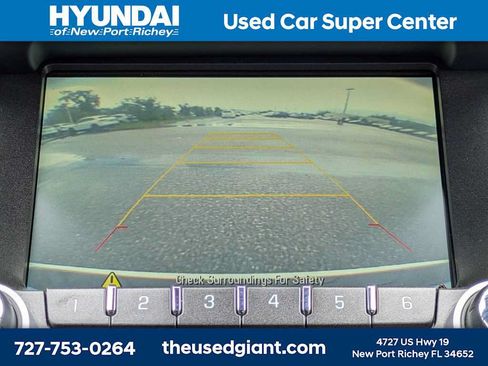 Used 2017 Chevrolet Equinox LT w/ Convenience Package FWD image 22