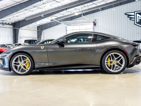 Used 2024 Ferrari Roma RWD image 3