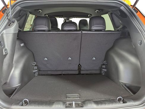 New 2026 Jeep Compass Latitude image 27