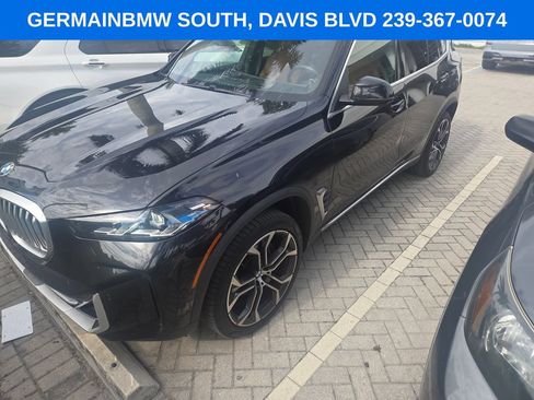Used 2024 BMW X5 sDrive40i w/ Premium Package RWD image 2