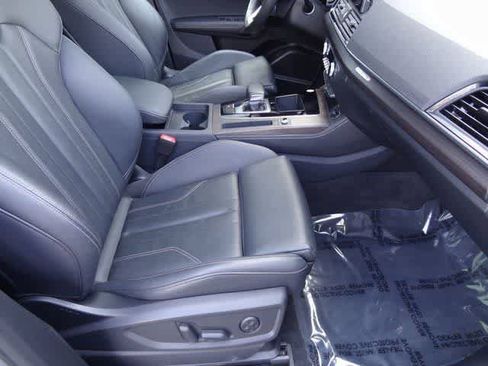 Used 2024 Audi Q5 2.0T Premium Plus image 17