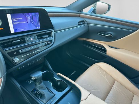 Used 2024 Lexus ES 350 w/ Accessory Package (Z1) FWD image 47
