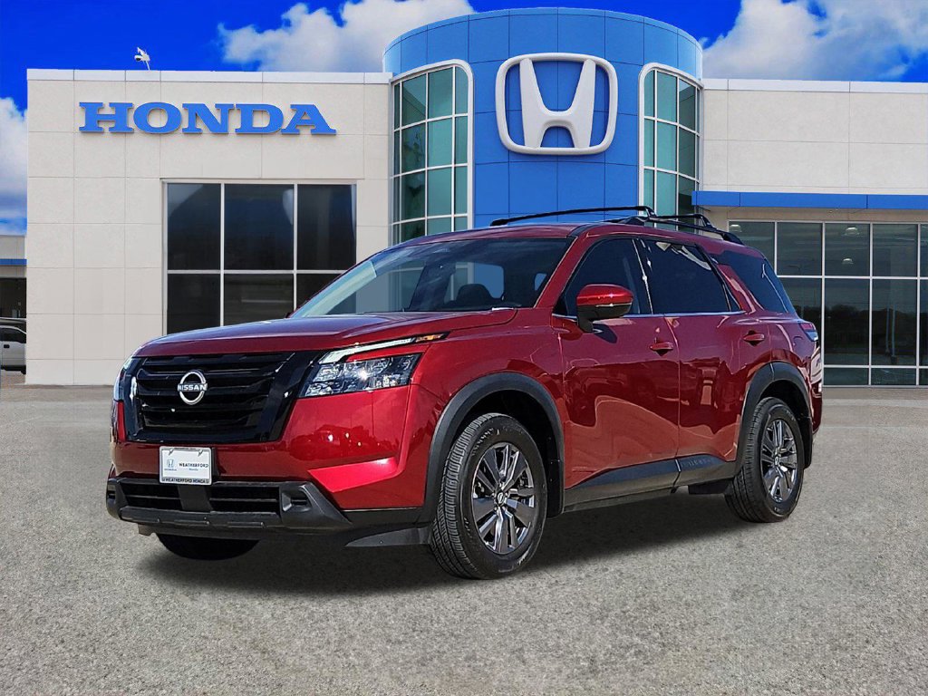 Used 2025 Nissan Pathfinder SV w/ SV Premium Package FWD image 6