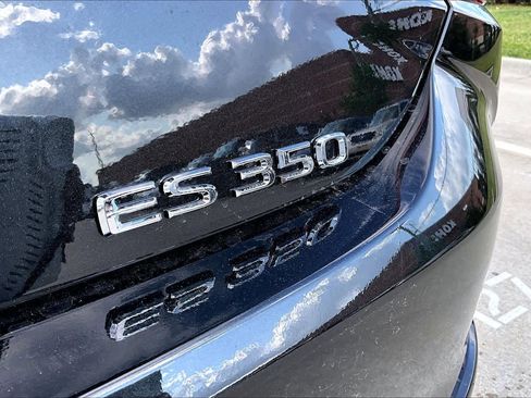 New 2025 Lexus ES 350 w/ Premium Package image 15