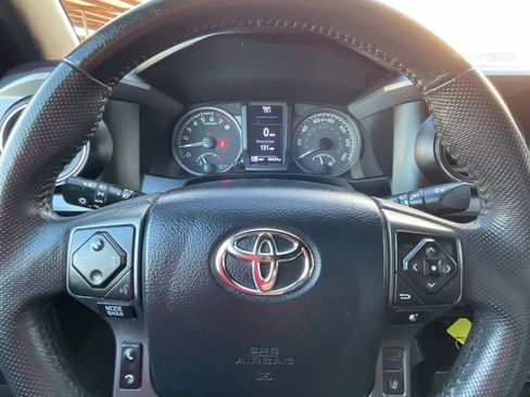 Used 2023 Toyota Tacoma TRD Off-Road image 35