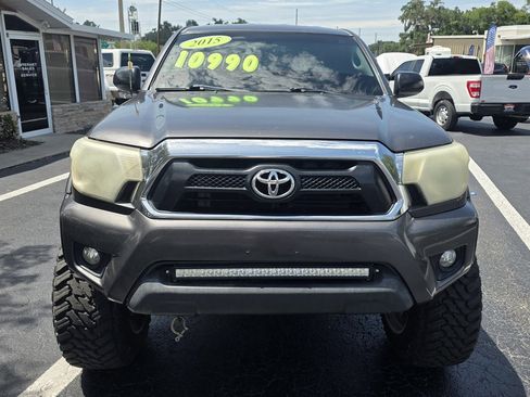 Used 2015 Toyota Tacoma PreRunner w/ SR5 Package RWD image 10