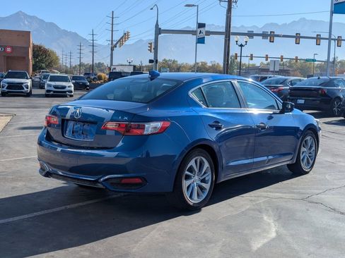 Used 2017 Acura ILX image 4