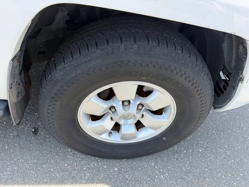 Used 2005 Toyota 4Runner SR5 image 25