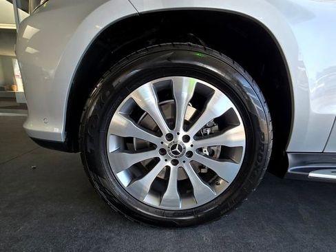 Used 2017 Mercedes-Benz GLS 450 4MATIC image 26