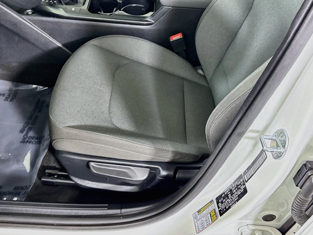 Certified 2025 Kia K4 FWD image 23