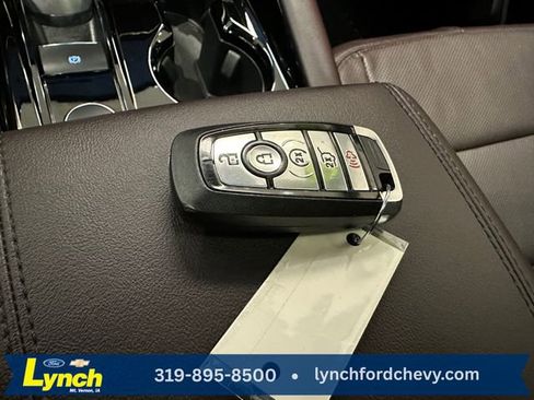 Used 2025 Ford Explorer Platinum w/ LUX Leather Package image 20