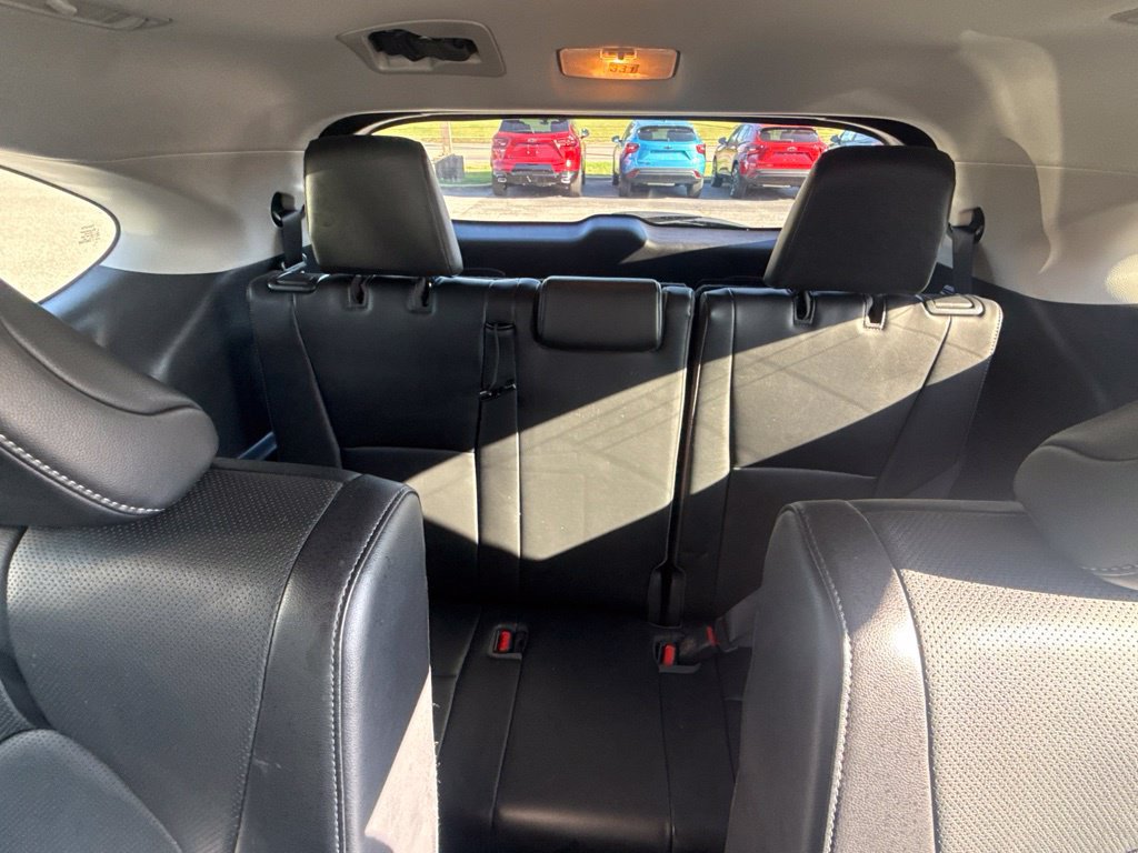 Used 2022 Toyota Highlander Limited AWD/4WD image 15